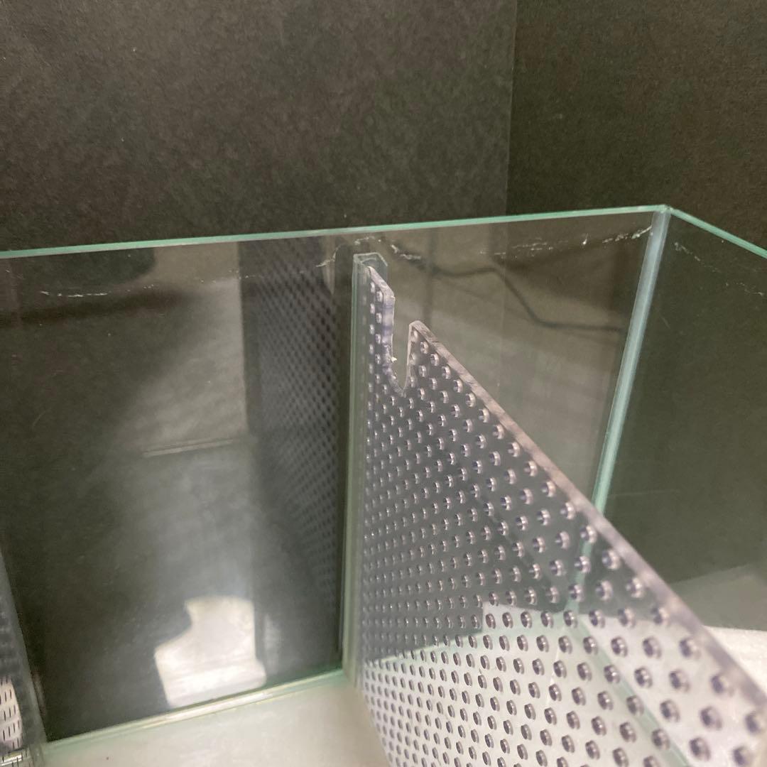 特注ガラス水槽・クリア・60×20×20cm 5室・4枚仕切り・Rioポンプ付き