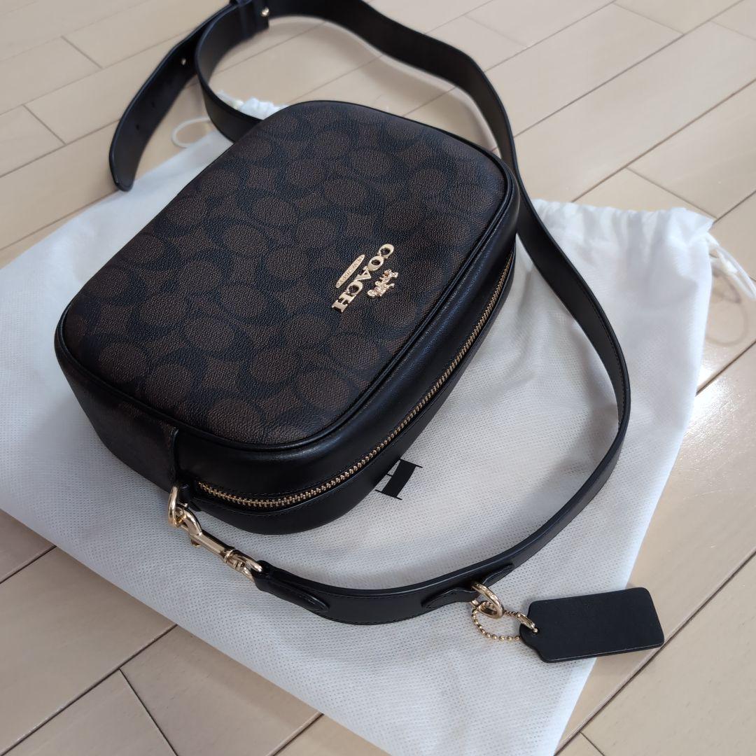 COACHショルダーバッグ　ブラウン