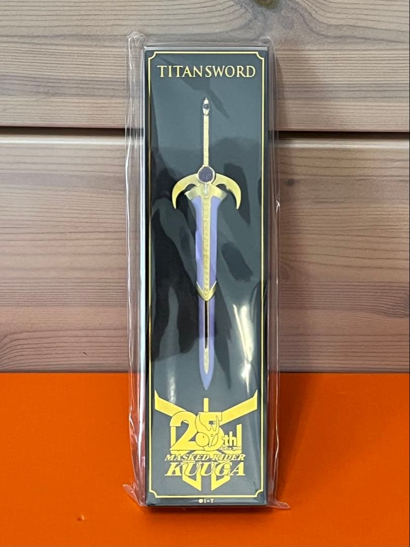 仮面ライダークウガ 超クウガ展 タイタンソード ペーパーナイフ スタンド付き