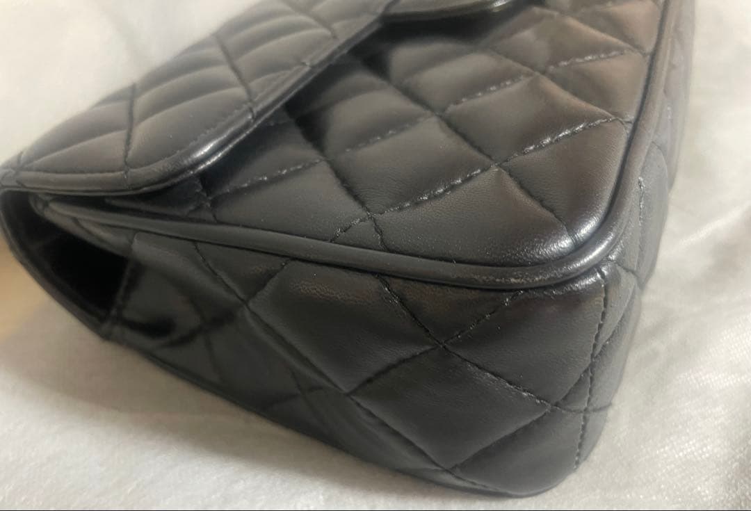 ひ*り様 Givenchy 黒いキルティングショルダーバッグ