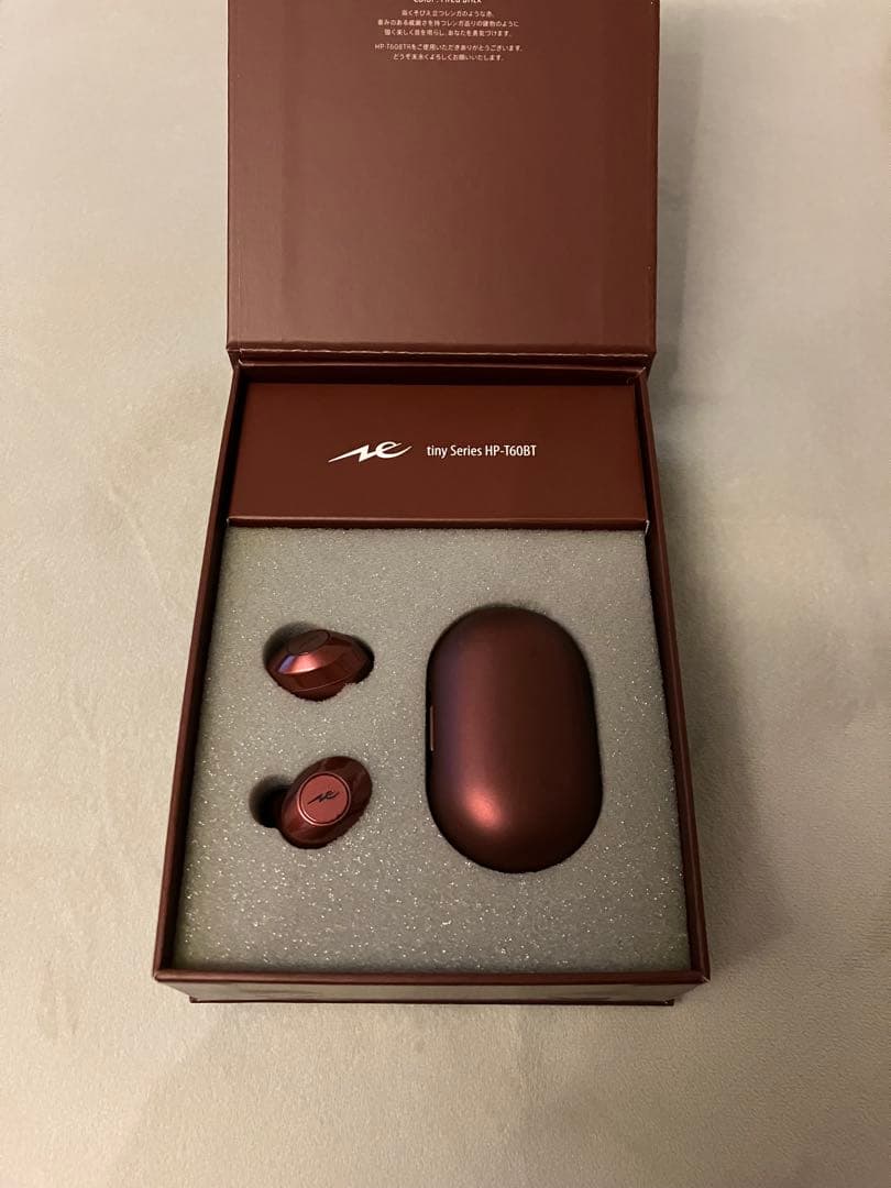 T60BT ワイヤレスイヤホン レッド