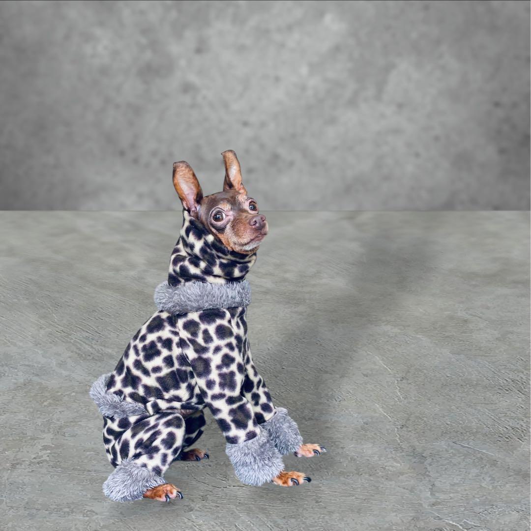 ⑳レオパードフリースロンパース