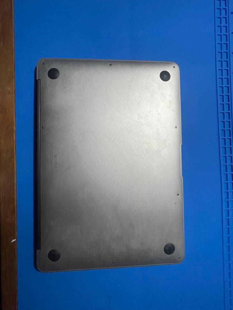 MacBook本体 MacBook Air Core i5 13-inch,2017