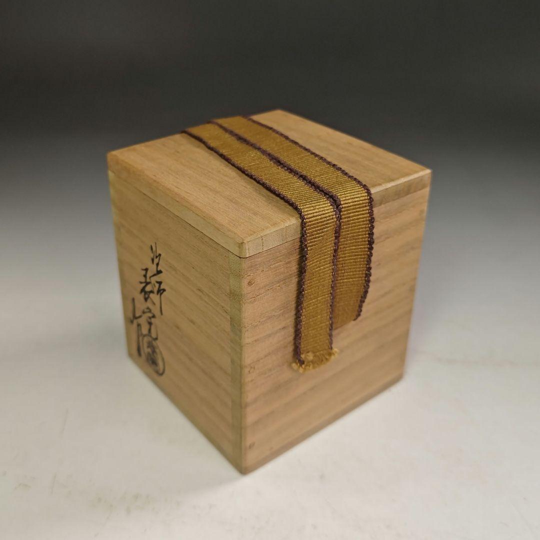 ウ223 棗『塗師　川瀬表完』『松金蒔絵　棗　共箱』漆塗　茶道具