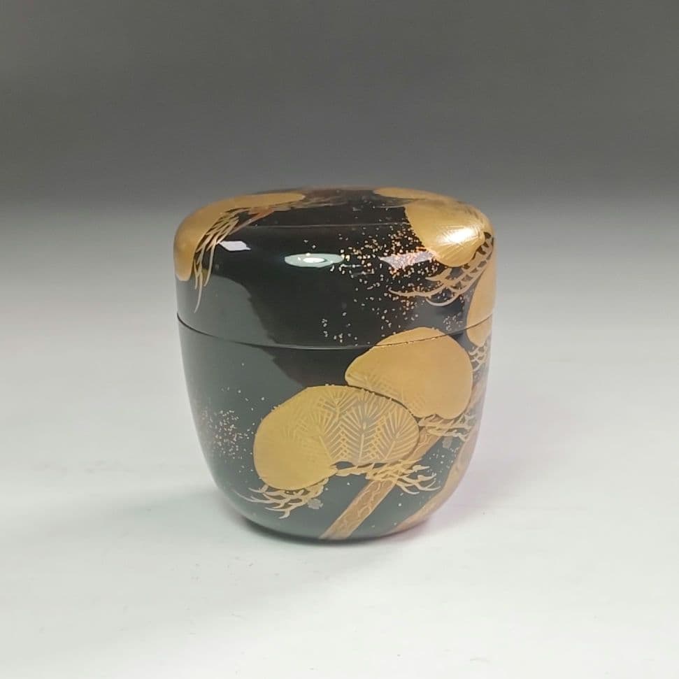 ウ223 棗『塗師　川瀬表完』『松金蒔絵　棗　共箱』漆塗　茶道具