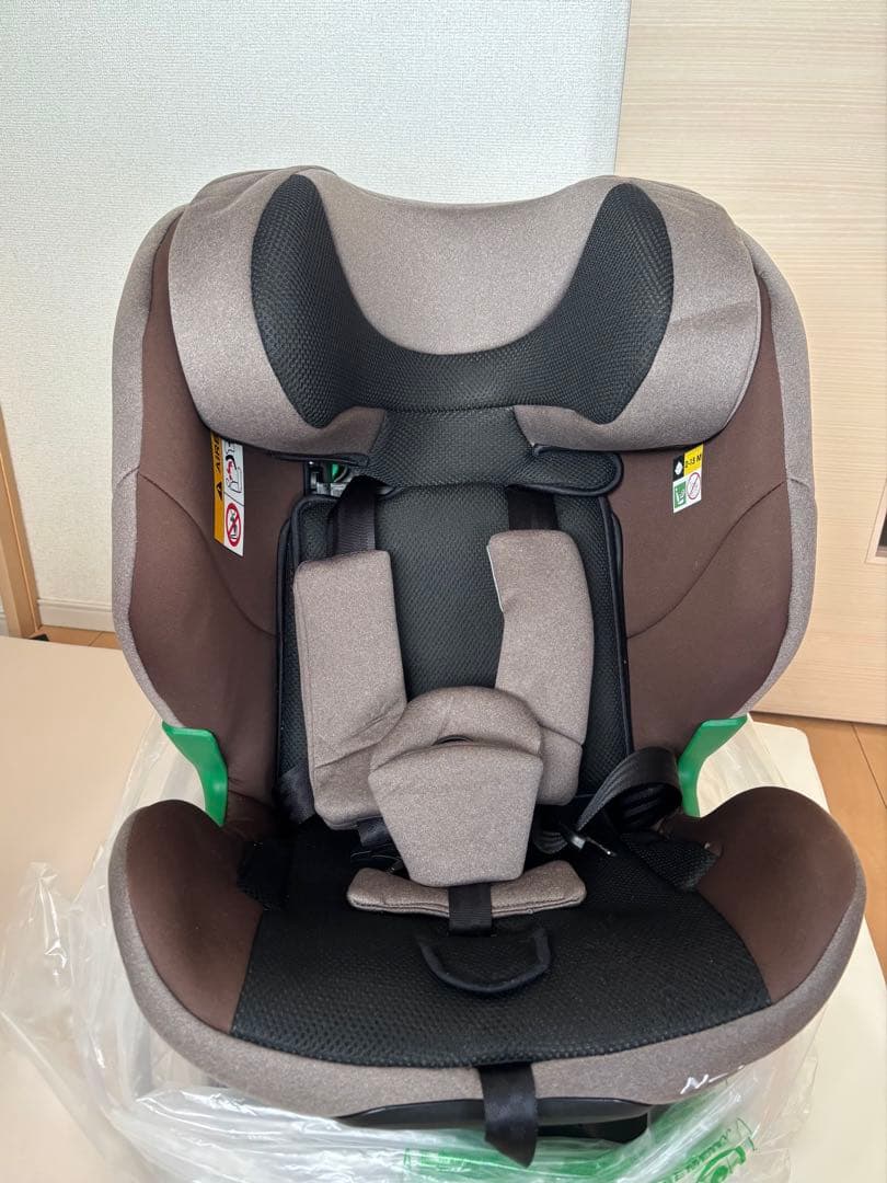 【Nebio】チャイルドシート ターンピットF