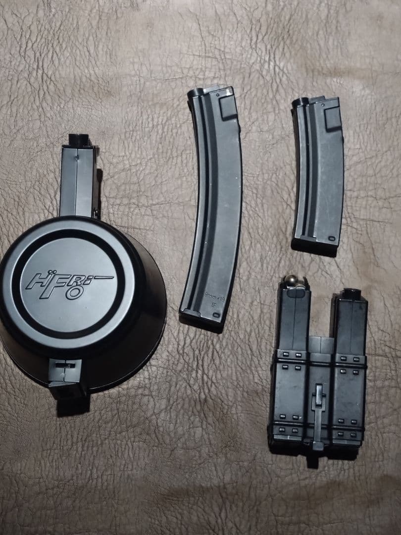 東京マルイ　STD電動ガン「MP5-J」付属品盛りだくさん！　※バラ売り不可！