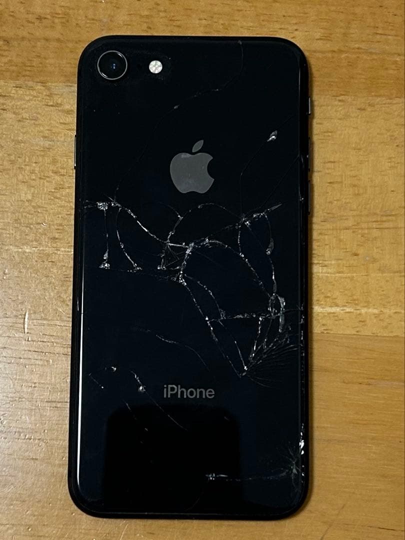 iPhone8 本体 64GB スペースグレー