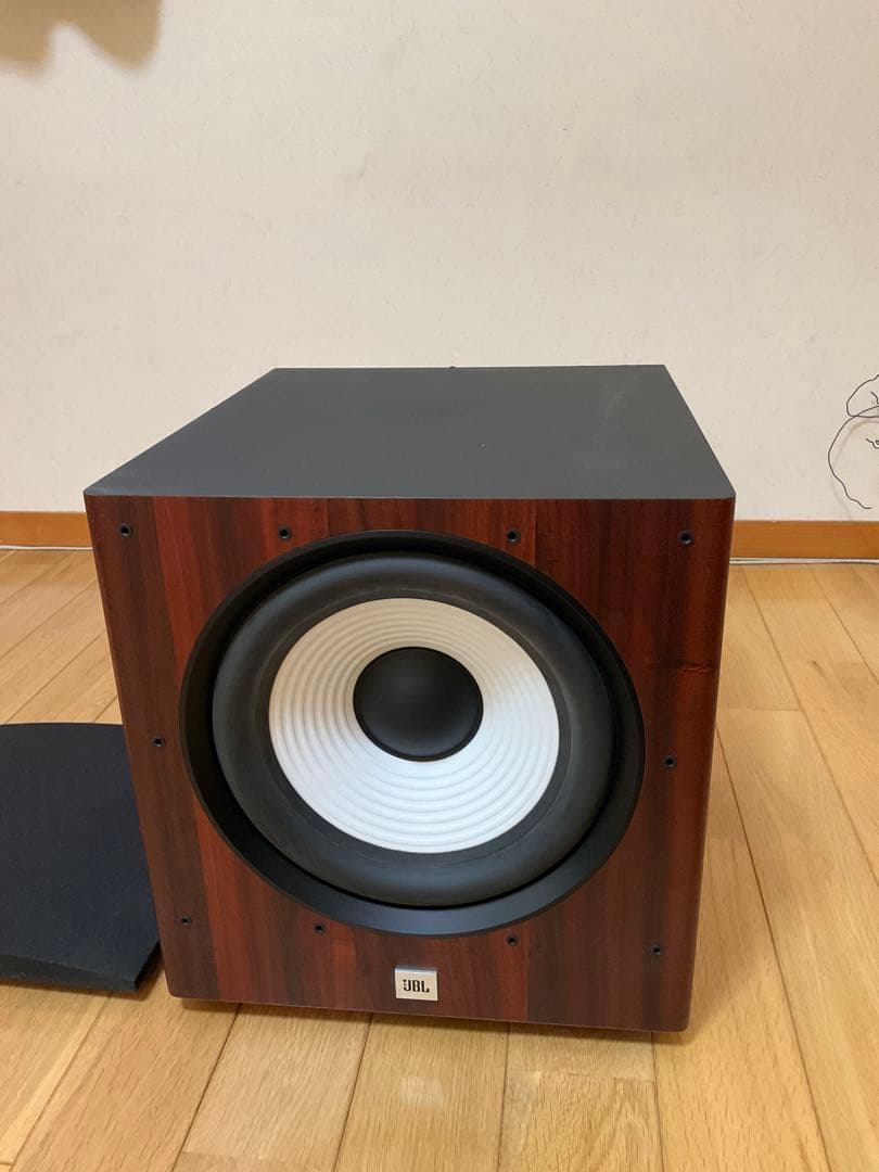 JBL STAGE A100P スーパーウーファー　木目調、お譲りします。