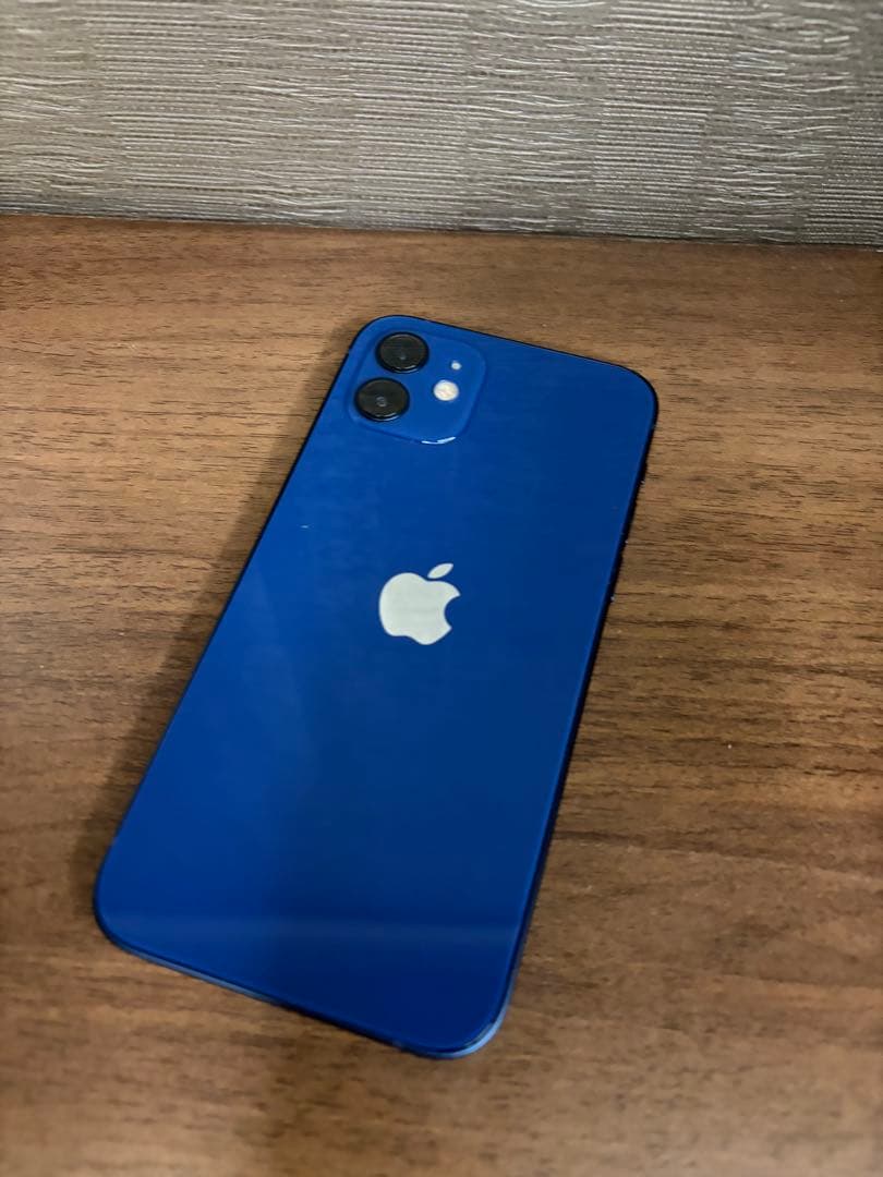 美品　Apple iPhone 12 ブルー 6.1インチ　バッテリー新品