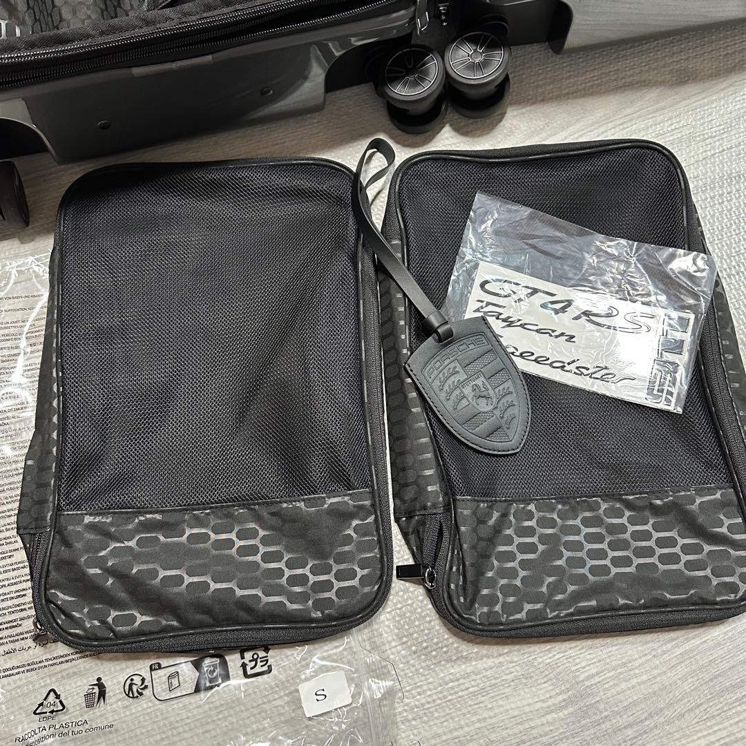 ポルシェ キャリーケース 中型 フロントオープン 充電ポート 拡張可能