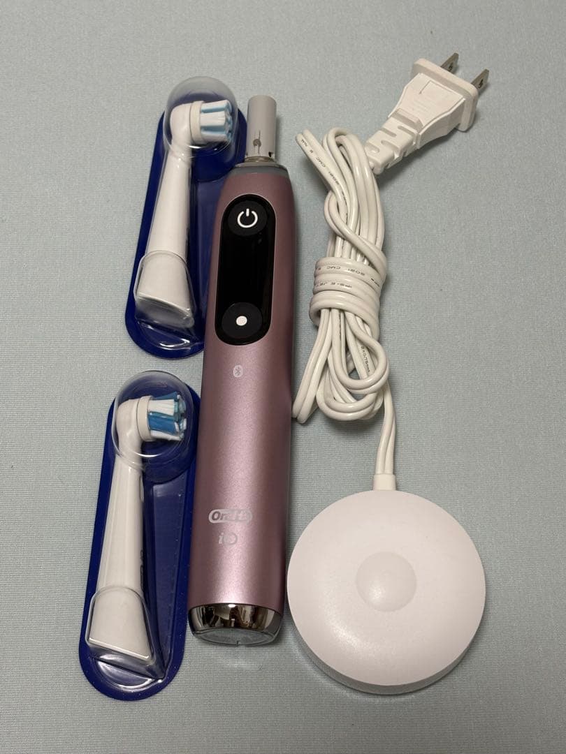 専用ページ　　オーラルbブラウン 電動歯ブラシ