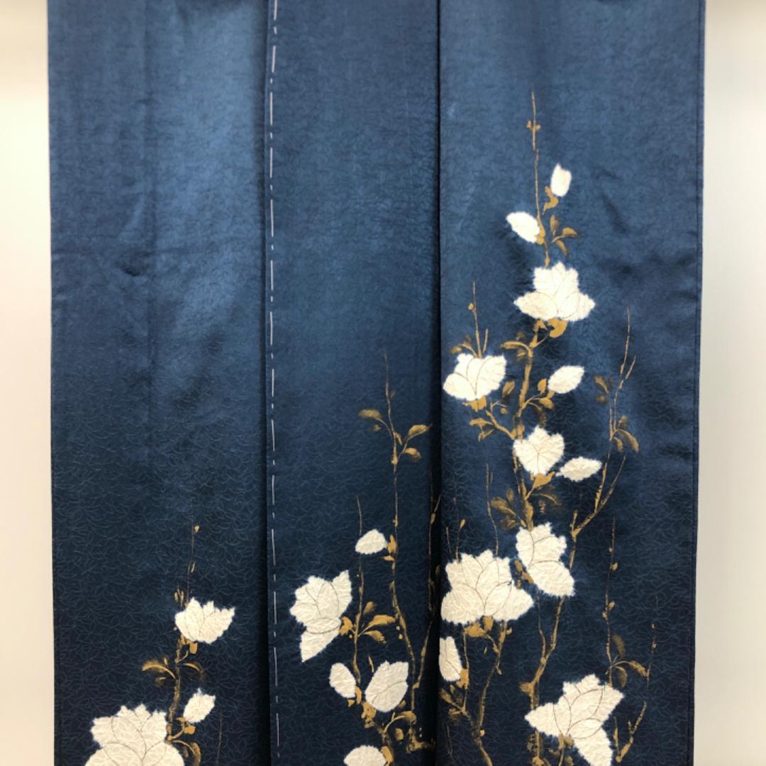 付下げ 白い花模様 絞り 手描き 伯林青色 しつけ糸 K-5046