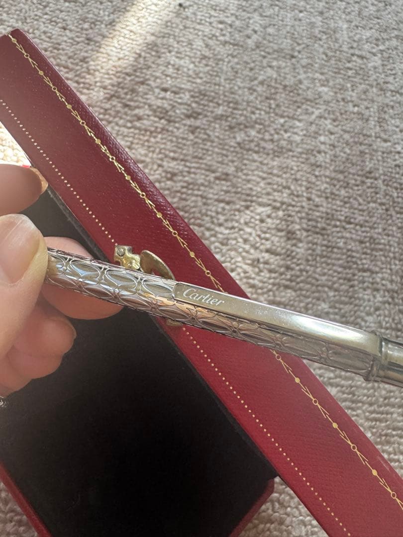Cartier シルバーボールペン　ドゥカルティエ ツイスト式