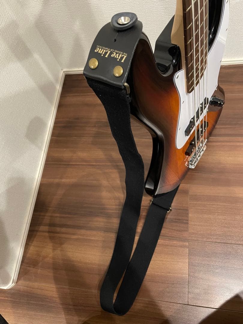 Squier Jazz Bass Affinity サンバースト Fender