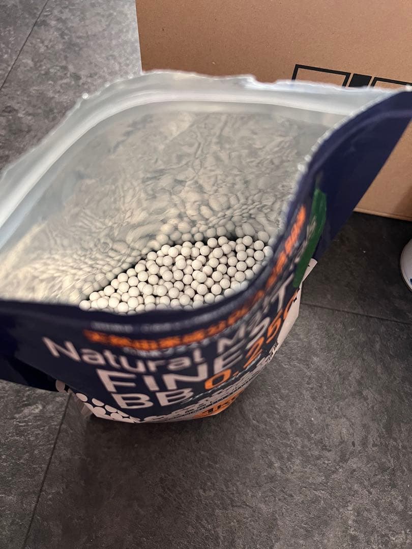 WA ベレッタ M92FS ダイハードガン ガス缶・BB弾セット