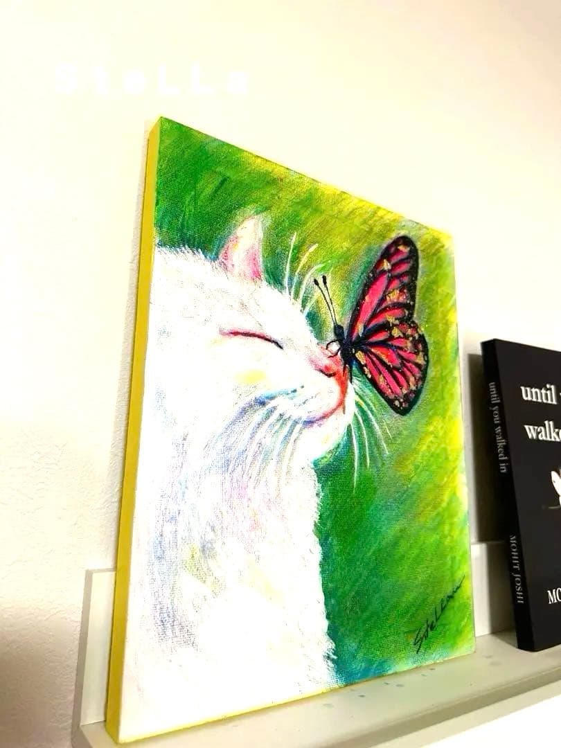 猫の絵　子猫　動物の絵　絵画　蝶　金箔　ゴールド　壁掛け