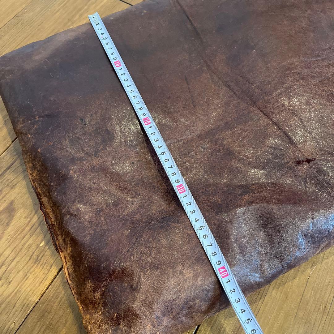 ヴィンテージ　レザークッション