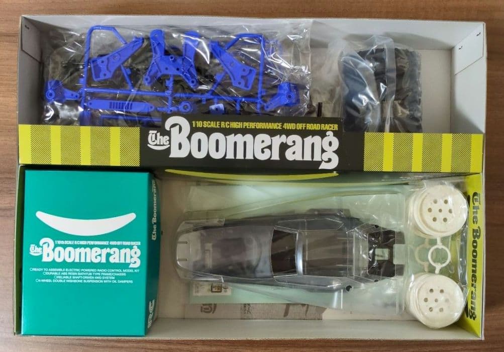 【未開封、未組立】タミヤ 1/10RC ブーメラン(2008)