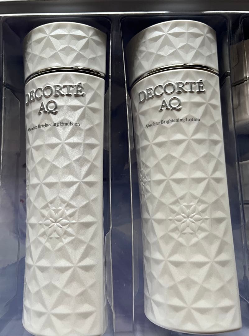 コスメデコルテ アプソリュートエマルジョンブライトブライトニング　100ml2個