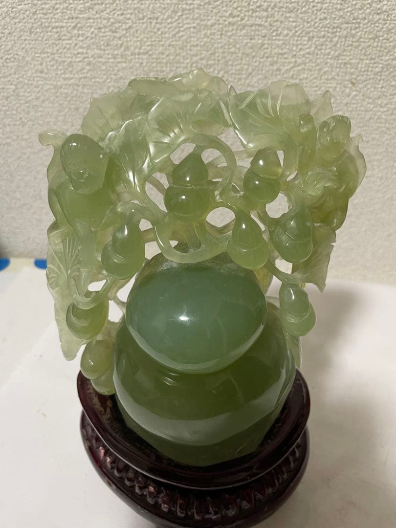 天然石　綠石彫刻瓢箪　置物彫刻 木製台座付き