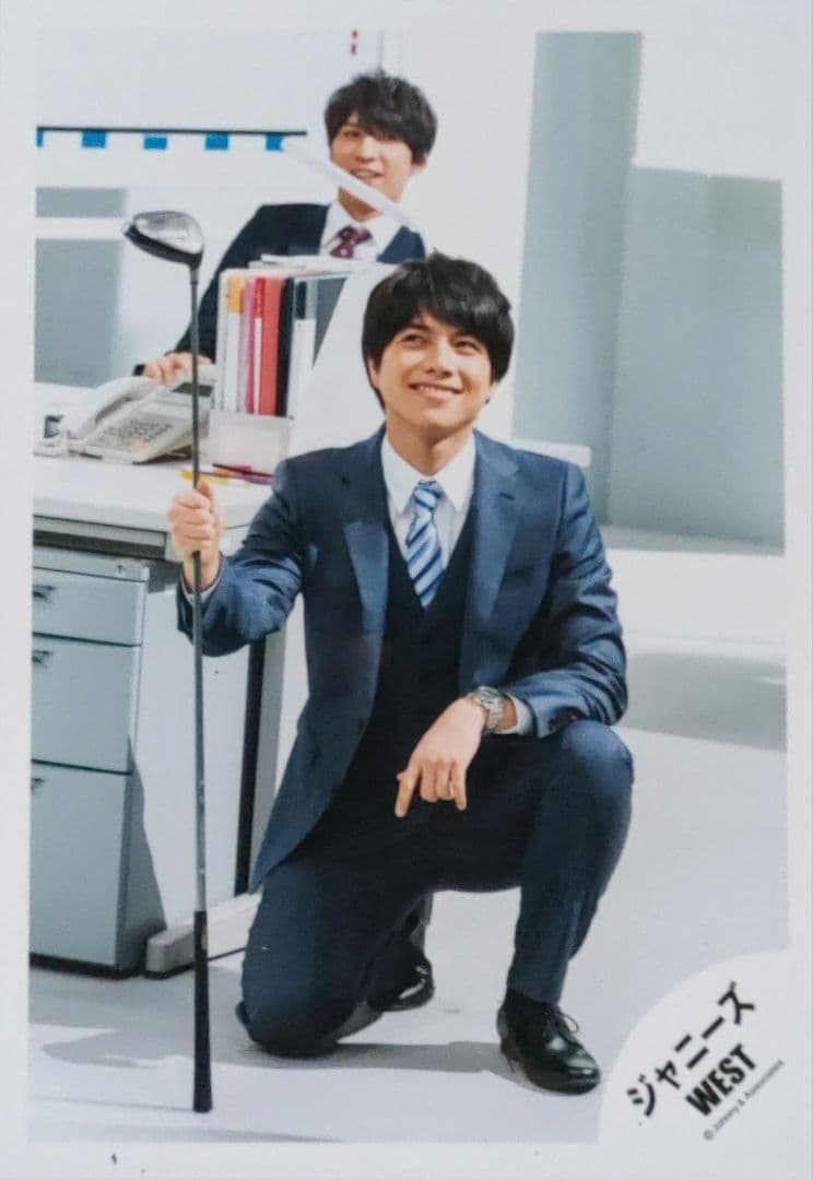 重岡大毅 ジャニーズWEST WEST. 公式写真 ① ソロ 個人のみ