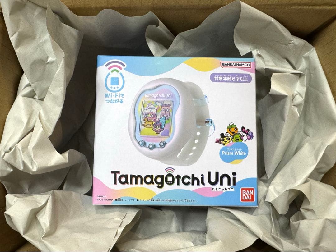 Tamagotchi Uni ユニ Prism White