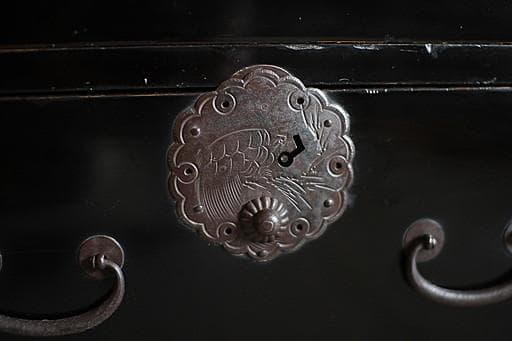 綺麗な丸金具 庄内手許箪笥　時代箪笥　古タンス　引き出し　家具　古家具