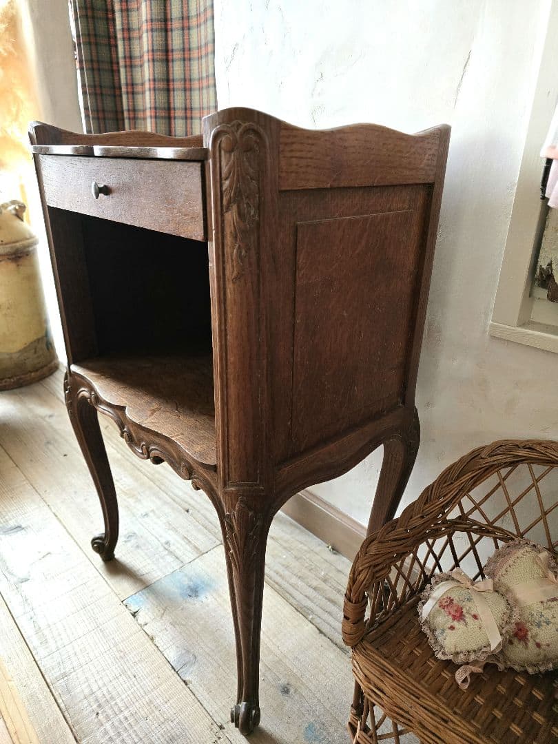 フランス　アンティーク　オーク　　ベッドサイドテーブル　家具