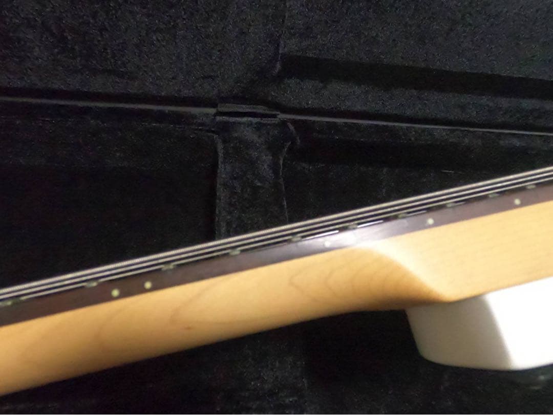 Dean Guitars マイケルアモットモデル