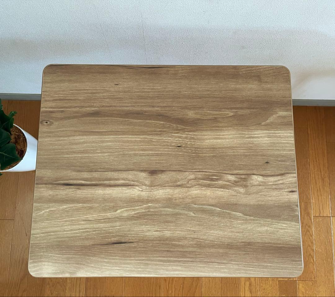 コクヨ　サイドテーブル　8.8万　デスク　シンプルモダン　グッドデザイン賞　北欧