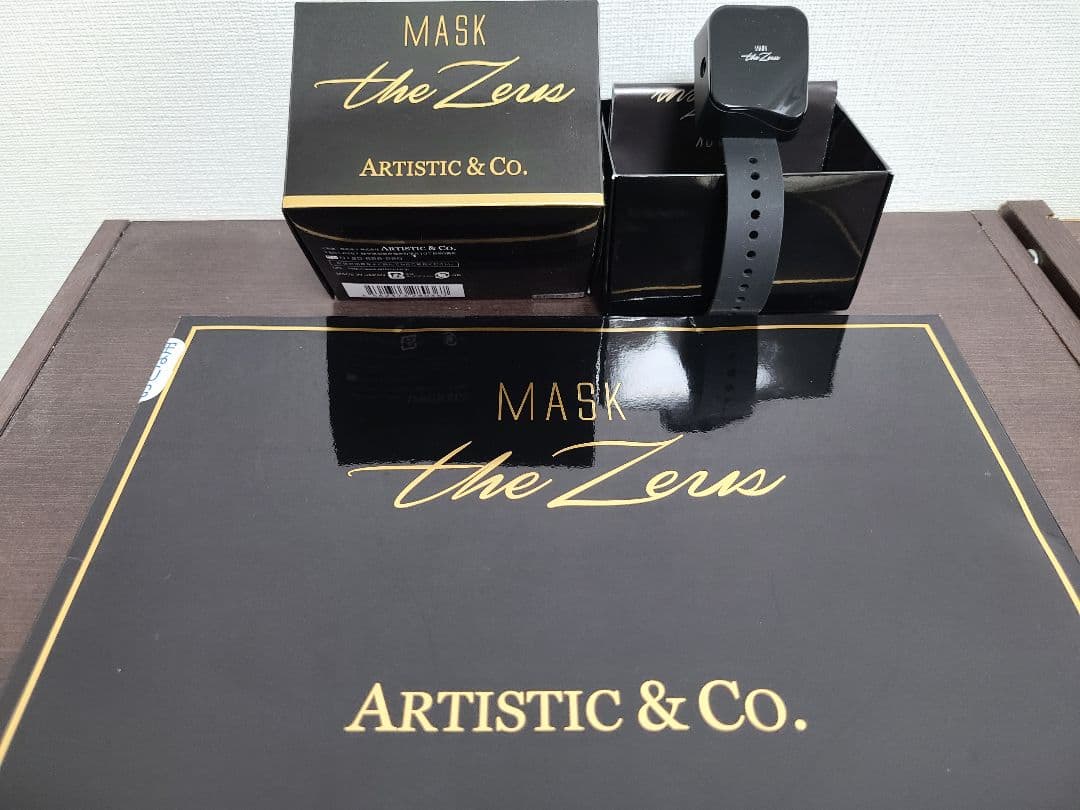 ARTISTIC&CO. MASK THE ZEUS　美顔器　フェイスパック浸透