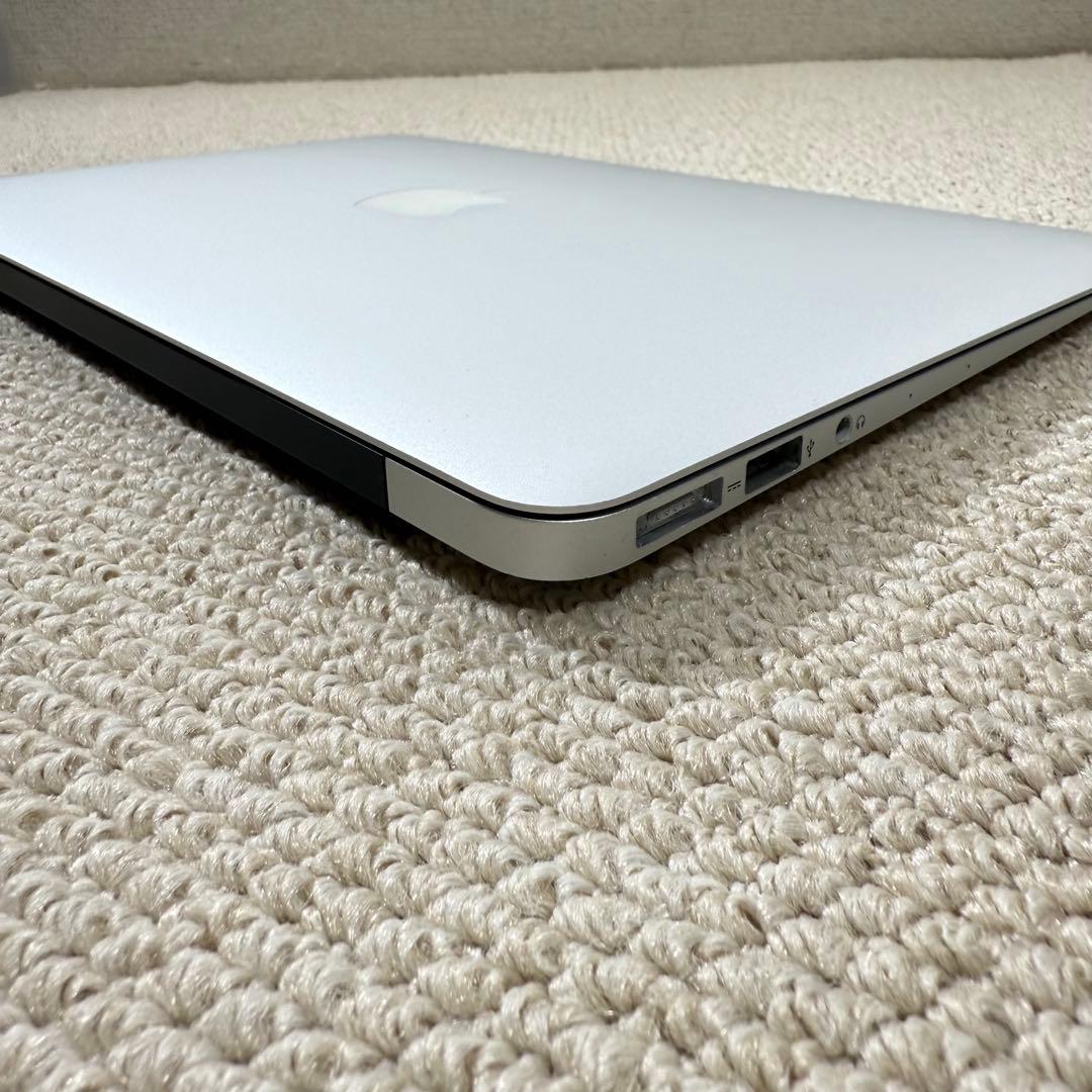 MacBook Air 11インチ 2014 i5 4GB 512GB