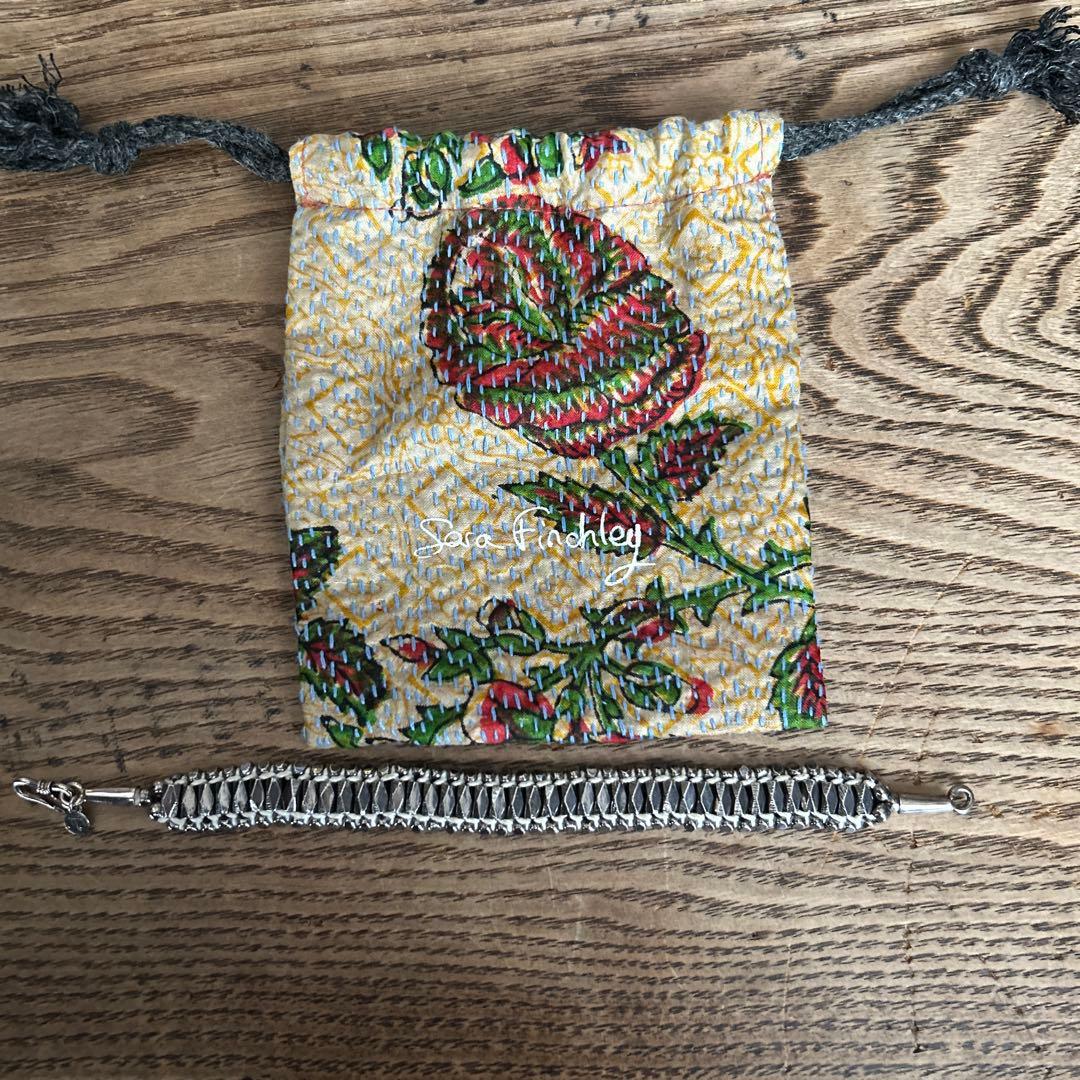 sara finchley ブレスレット