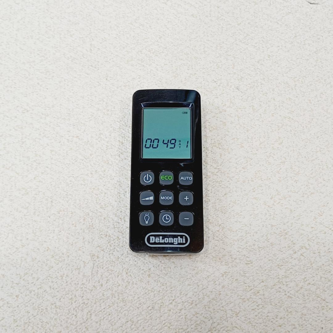 D102　デロンギ　マルチダイナミックヒーター　MDH09-BK