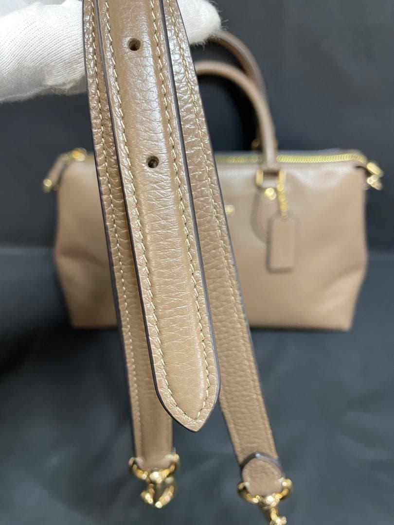 コーチ　CR156ショルダーバッグ シグネチャー　財布　1311