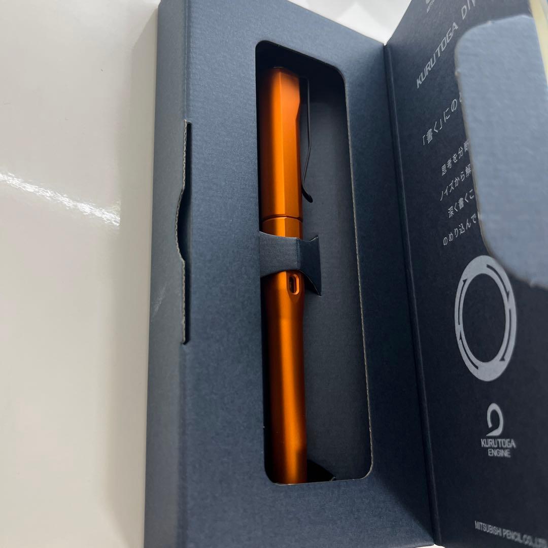 三菱鉛筆 クルトガダイブ　トワイライトオレンジ