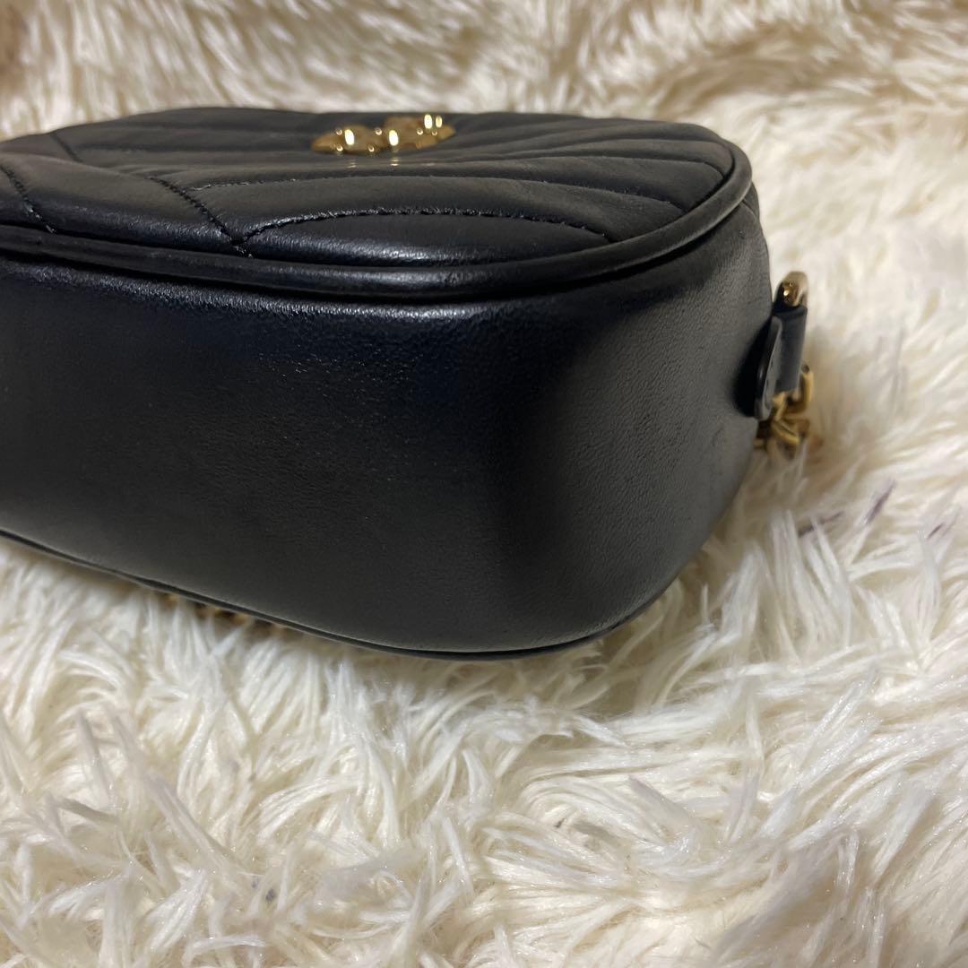 ✨TORY BURCH✨チェーンショルダー　キラ　シェブロン　キルティング