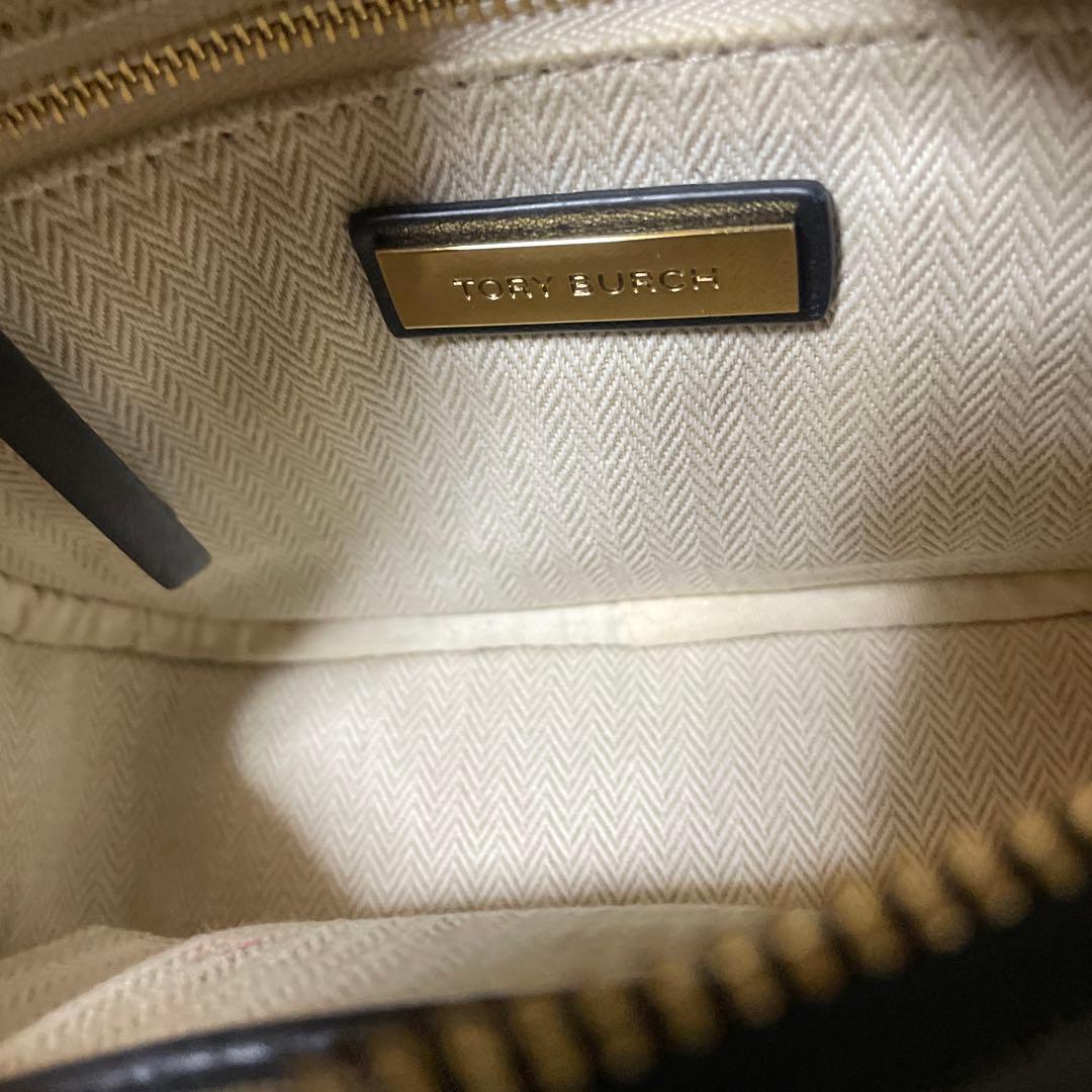 ✨TORY BURCH✨チェーンショルダー　キラ　シェブロン　キルティング