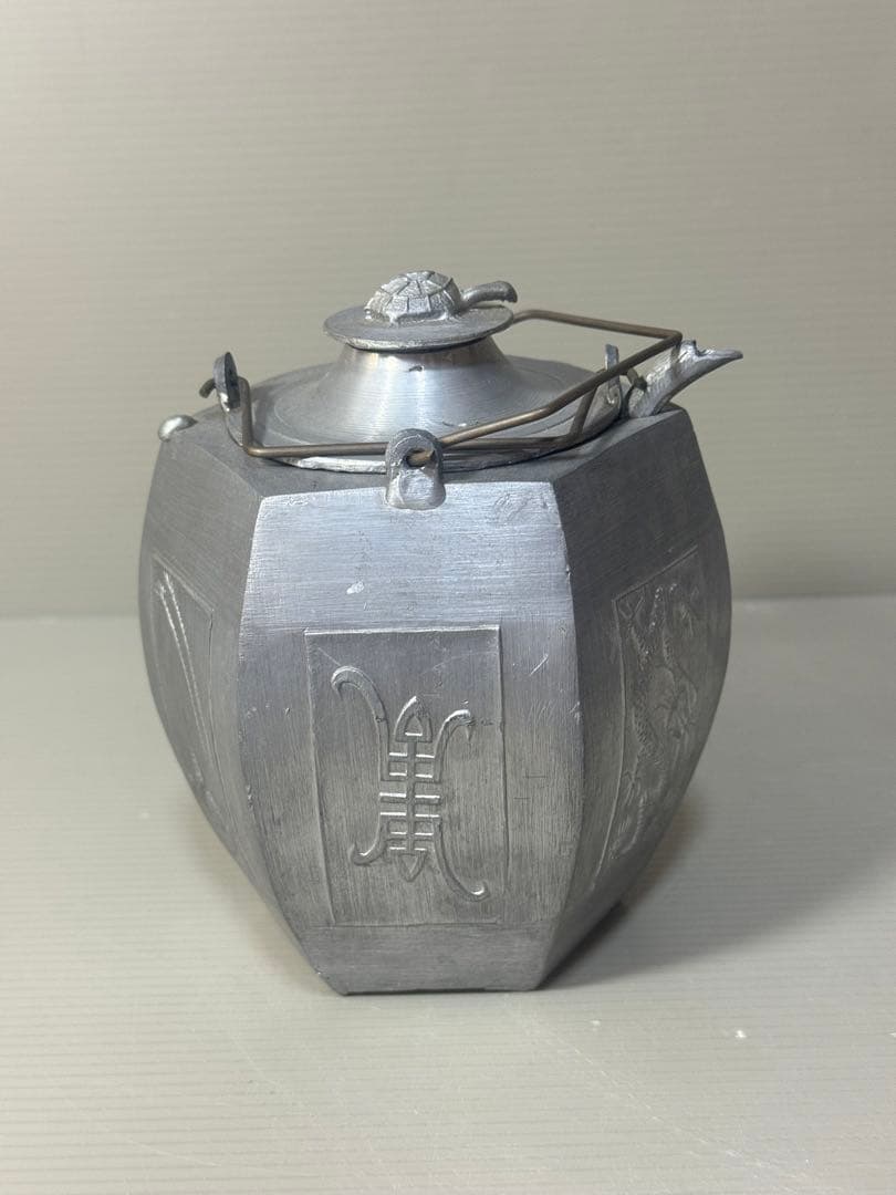 2396  中国酒器　六角チロリ　錫製  骨董品