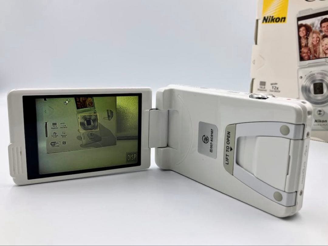 Nikon COOLPIX S6900ホワイト 自撮り対応 箱・付属品あり