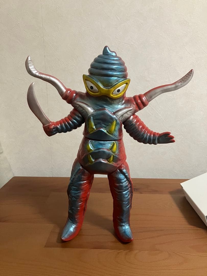 メディコムトイ　マーミット　テロリスト星人