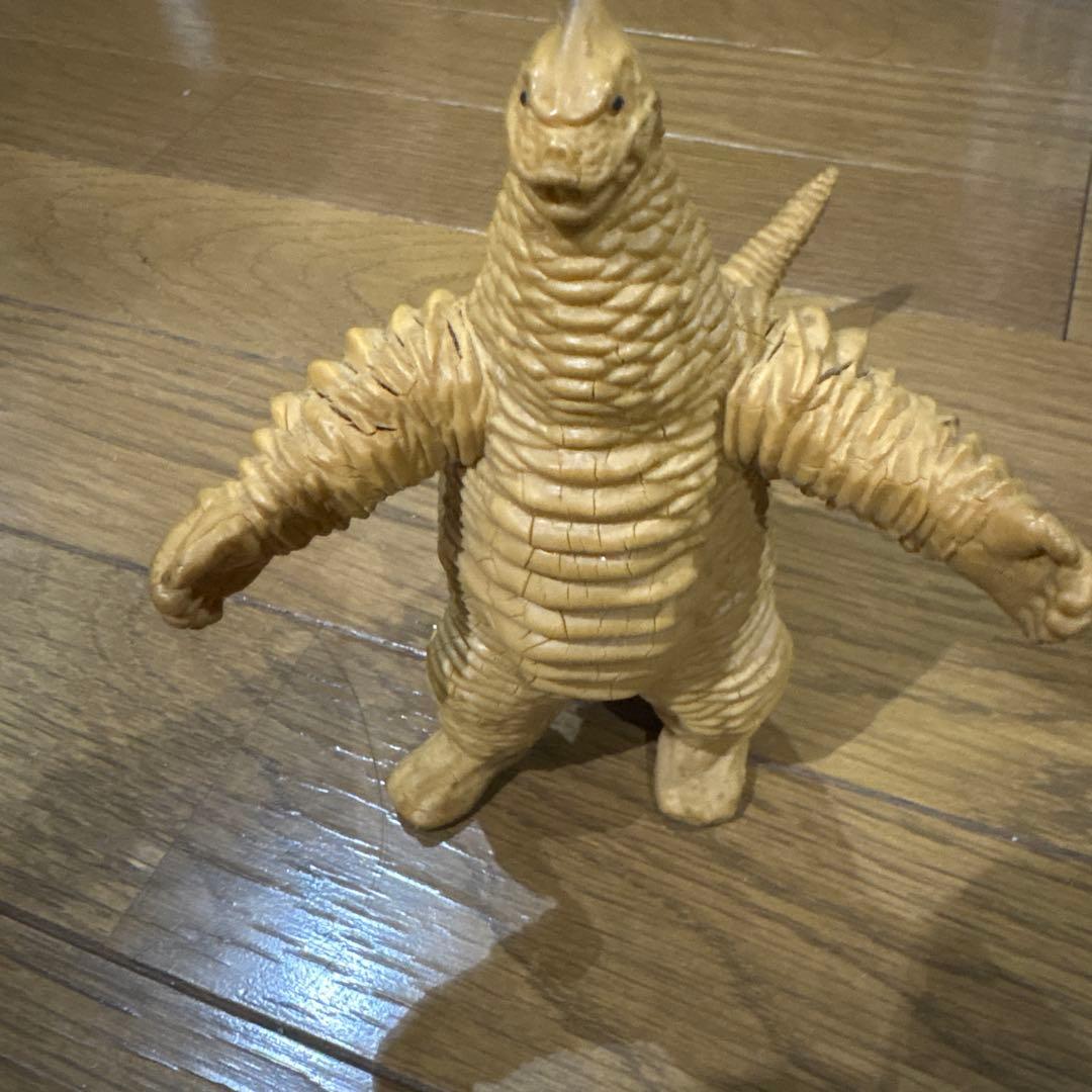 当時物　怪獣フィギュア 約20cm ウルトラマン怪獣