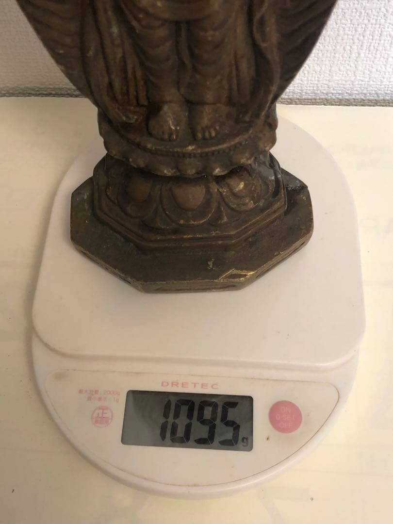 觀音. 立像，古铜製