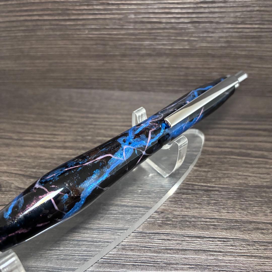 【青紫一閃雷鳴】 ボールペン0.5 （flagship model）