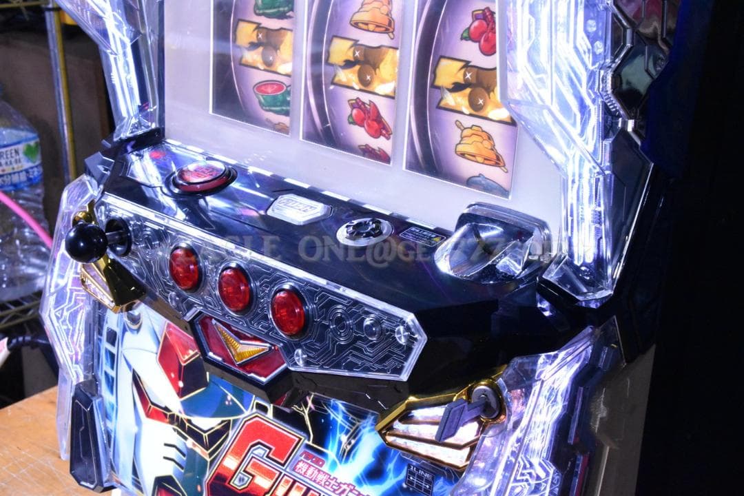 【入手困難】★パチスロ機動戦士ガンダム覚醒CB★ビスティ★名機★ジャンク★