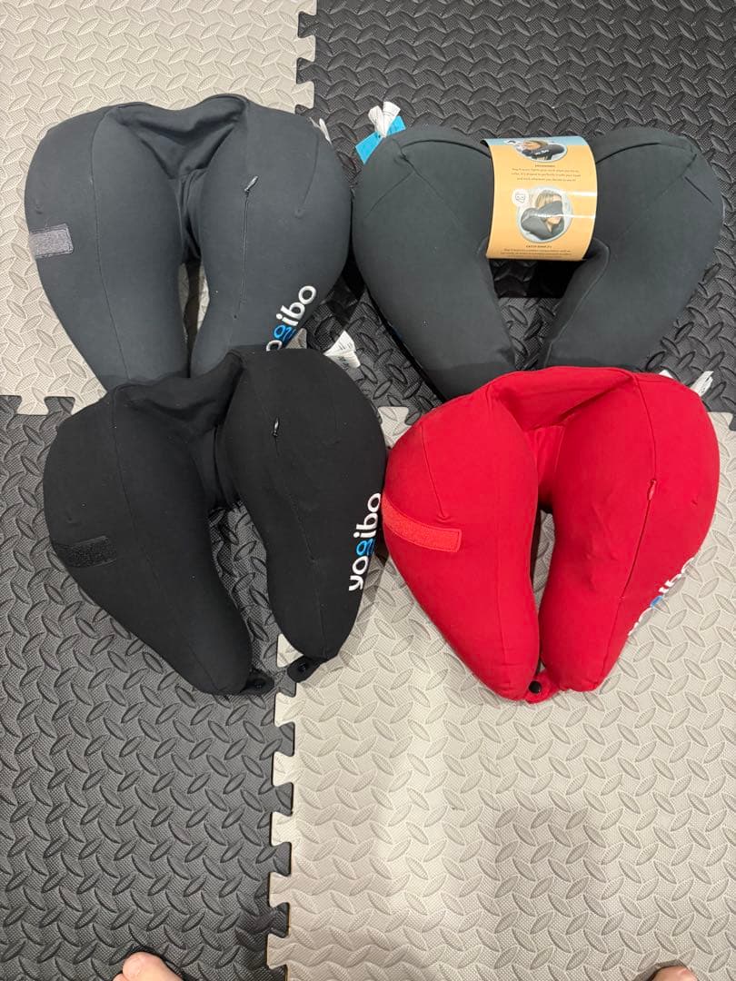 Yogibo U字型首枕 4個赤黒グレ−2 ネックピロー　エックス　X