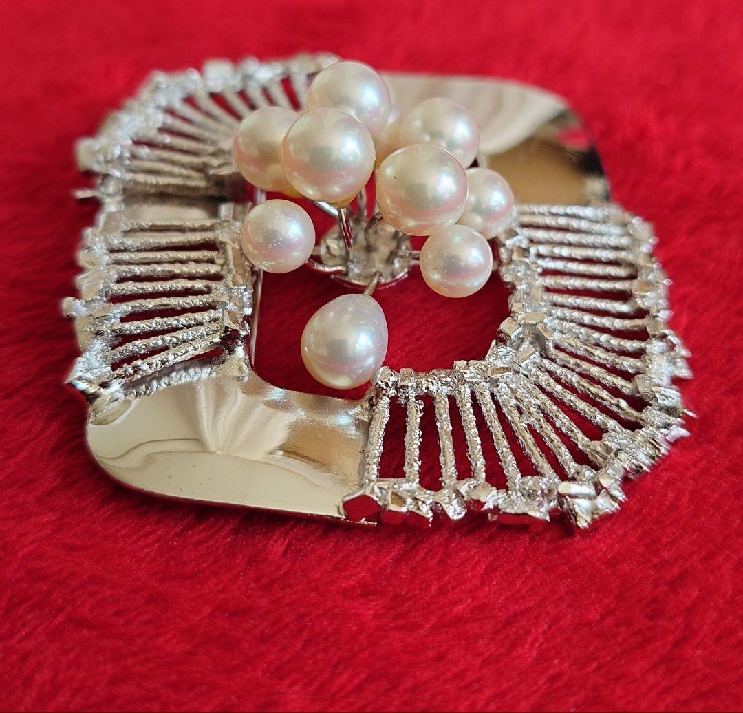 ブローチ シルバー製 アコヤ本真珠 銀細工アートフォルム C81＆857 676