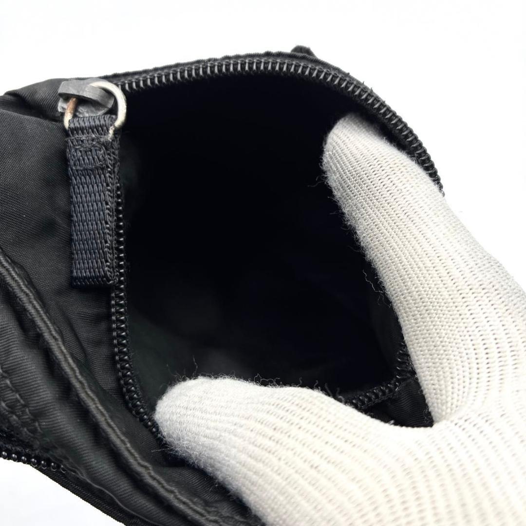 みかこ　プラダ サコッシュ ショルダーバッグ ナイロン 三角ロゴ