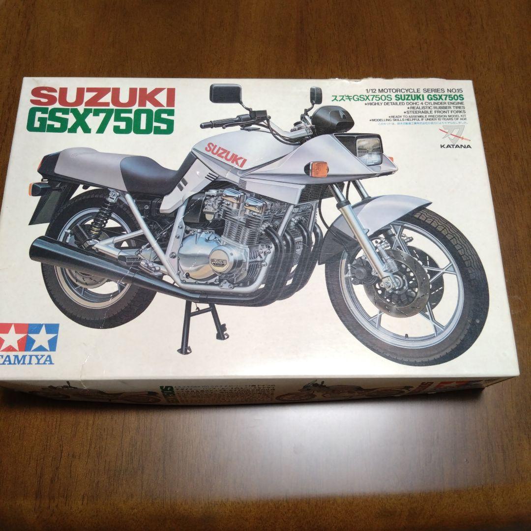 新品　TAMIYA スズキ GSX750S プラモデル 1/12